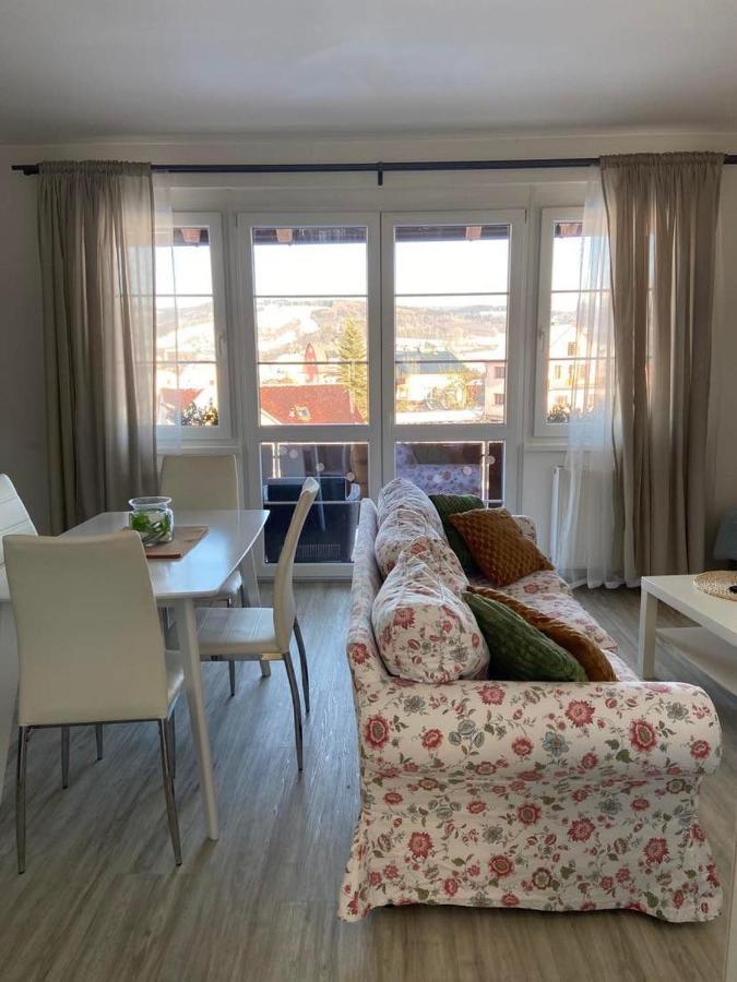 Apartman Na Vysine Appartamento Vrchlabí Esterno foto